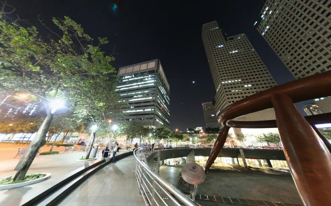 Suntec and near…: Fountain in Tungsten WB. (360 Pano)