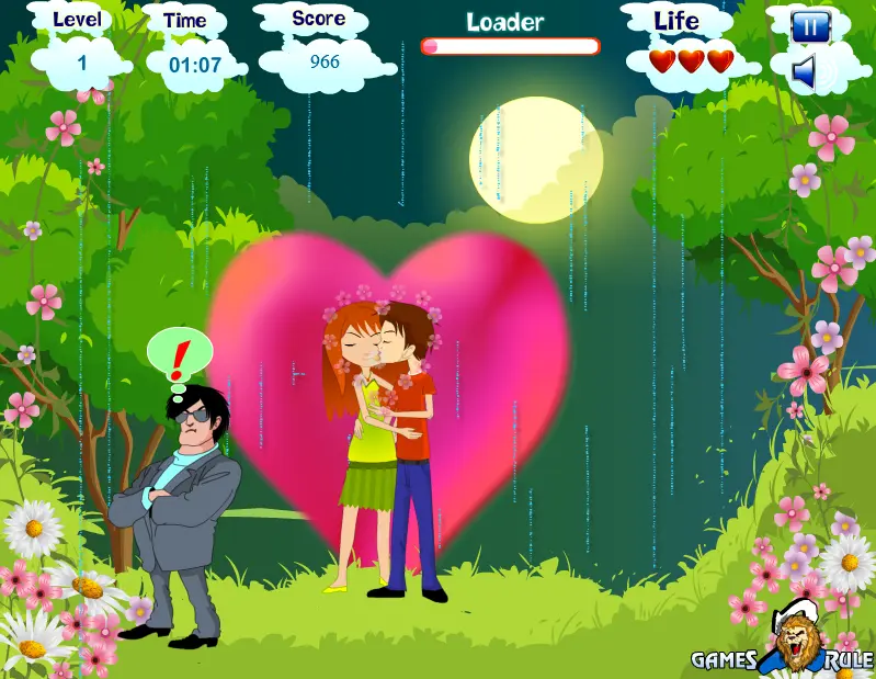 Love Park Kissing