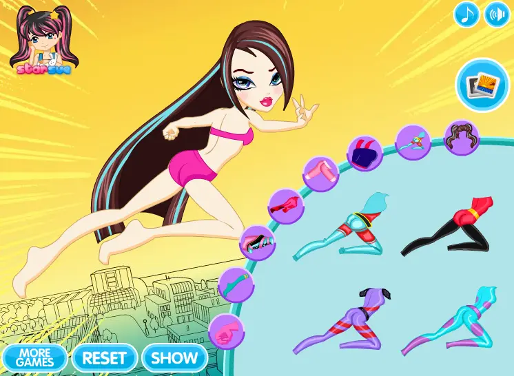 Bratz Action Heroez Roxxi Dress Up