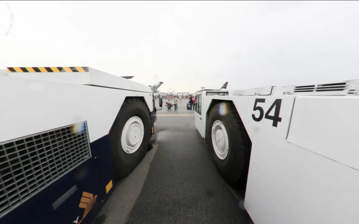 Plane Taxi (360 Pano)