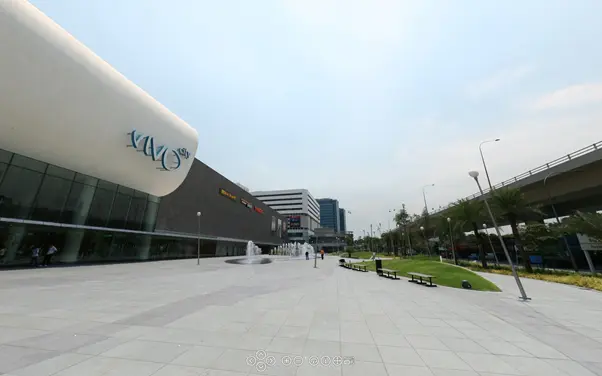 VivoCity Singapore : Main Entrance 2 (360 Pano)