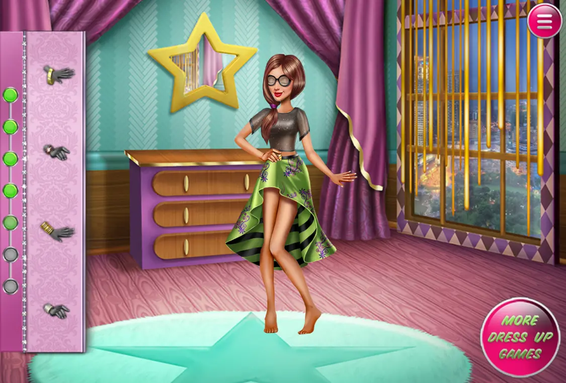 Tris Runway Dolly Dress Up