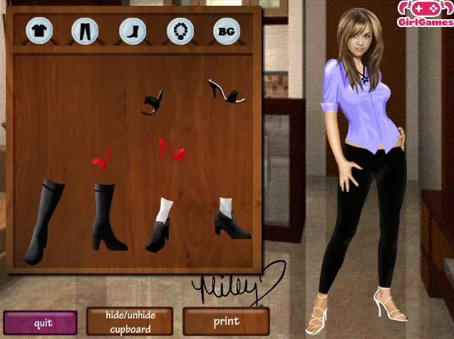 Miley Cyrus Dress Up