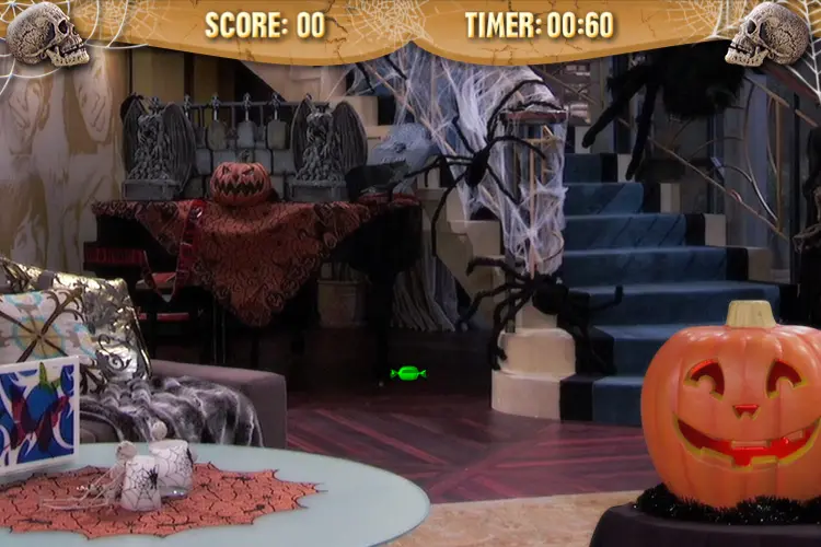 Jessie: Halloween Candy Hideaway